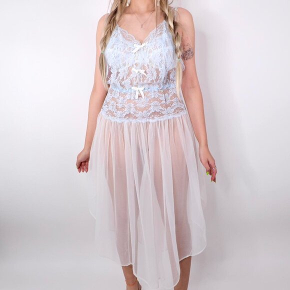 VINTAGE BLUE LACE BACKLESS SLIP DRESS - Picture 6 of 7